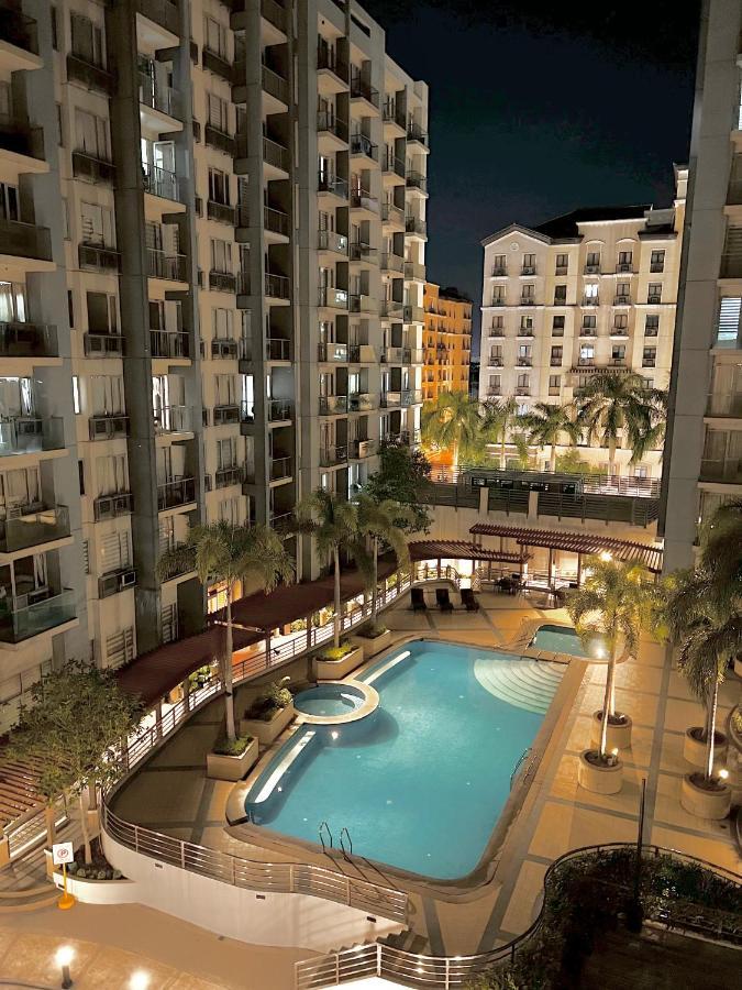 Kiel 5-Star Condo Hotel Across Naia Manila Airport Terminal 3 باساي المظهر الخارجي الصورة