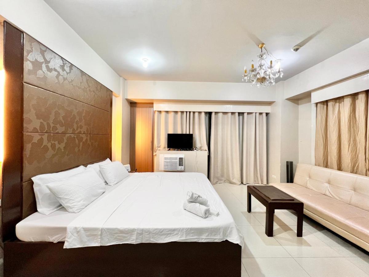 Kiel 5-Star Condo Hotel Across Naia Manila Airport Terminal 3 باساي المظهر الخارجي الصورة